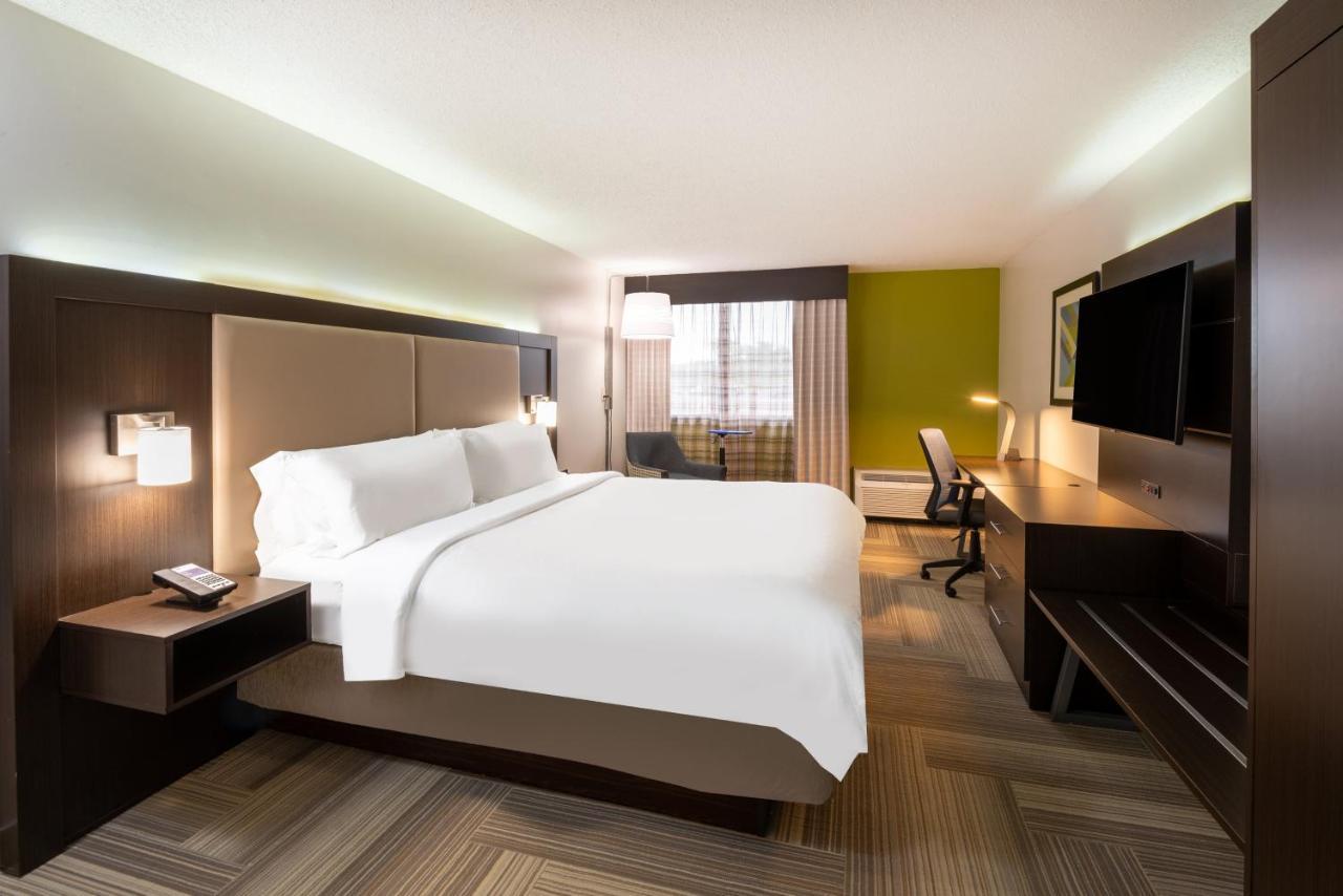 Holiday Inn Express Philadelphia Ne-Bensalem By Ihg Экстерьер фото